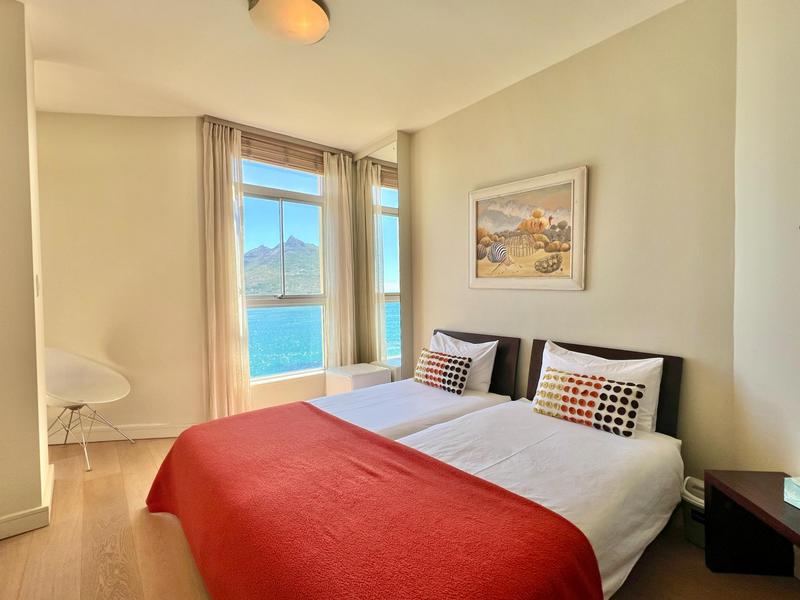 2 Bedroom Property for Sale in Hout Bay Western Cape